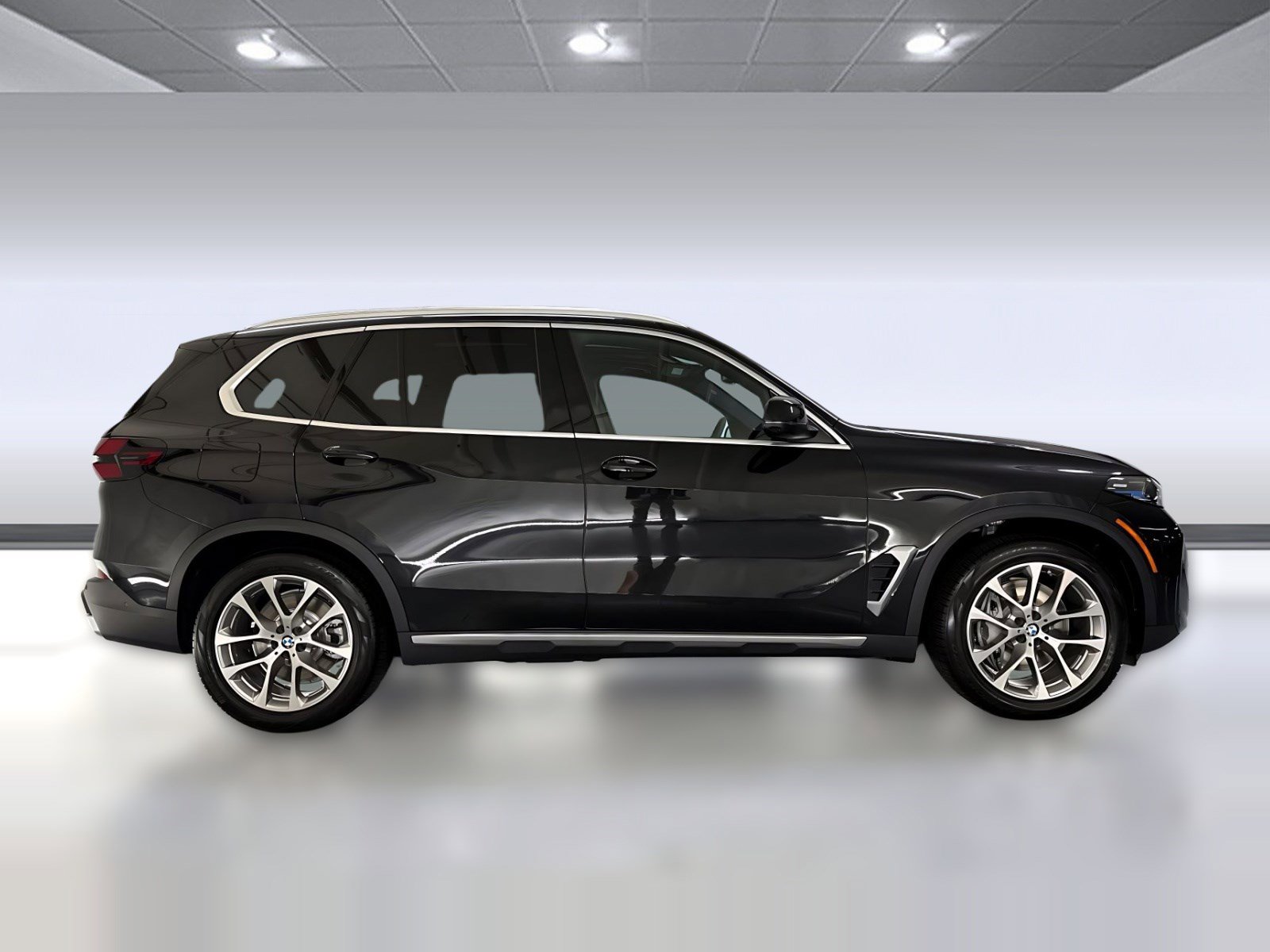 2026 BMW X5 PHEV xDrive50e photo 3