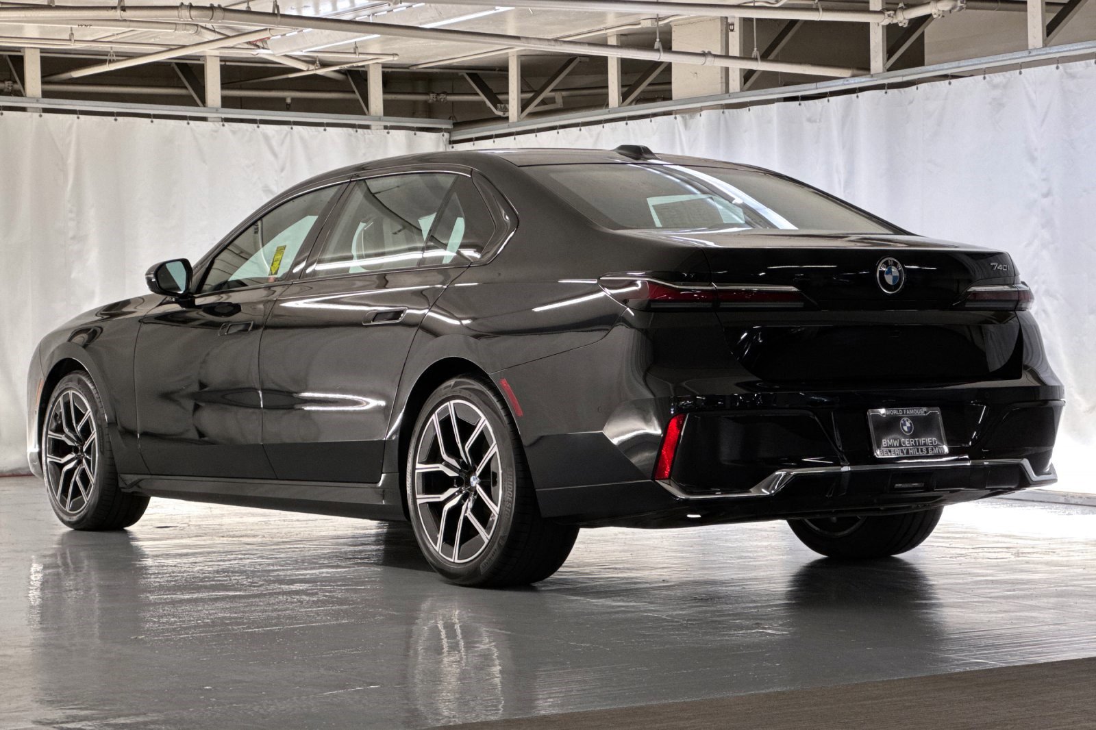 2023 Bmw 740i 7-series photo 3
