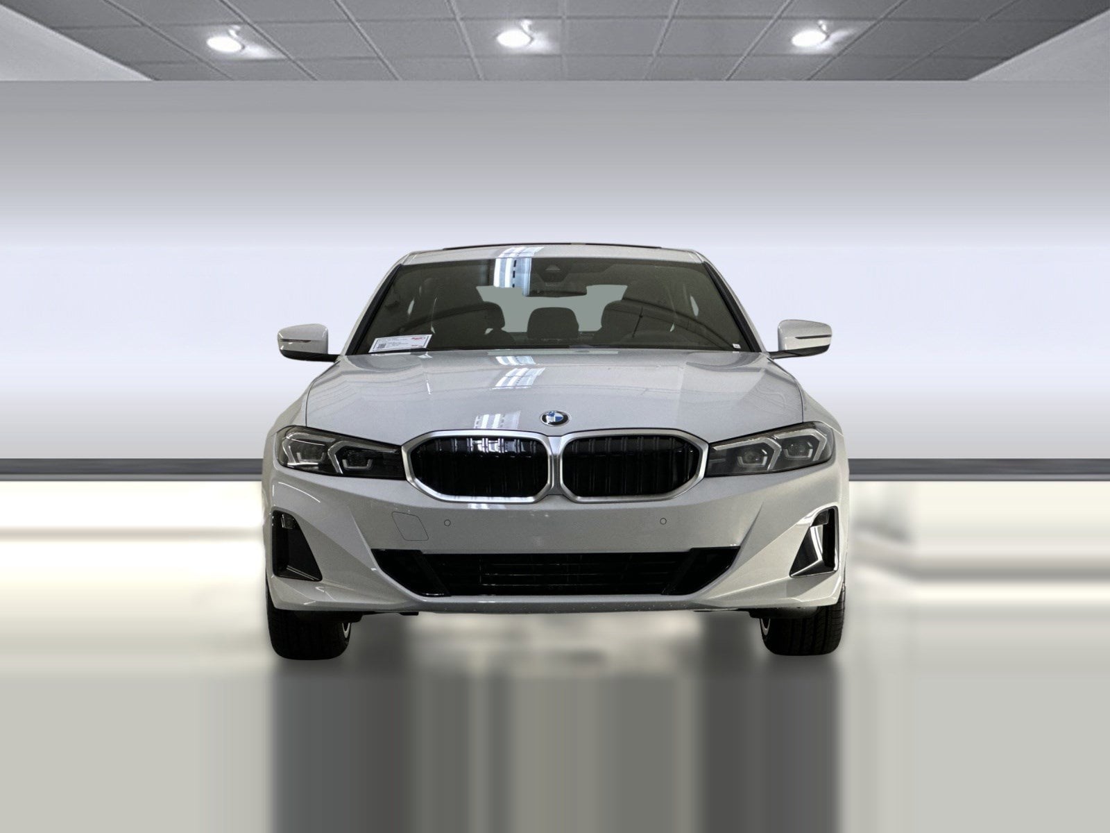 2026 BMW 330i photo 4