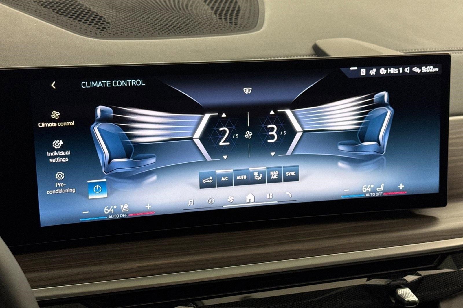 2026 BMW X5 50e - Photo 25