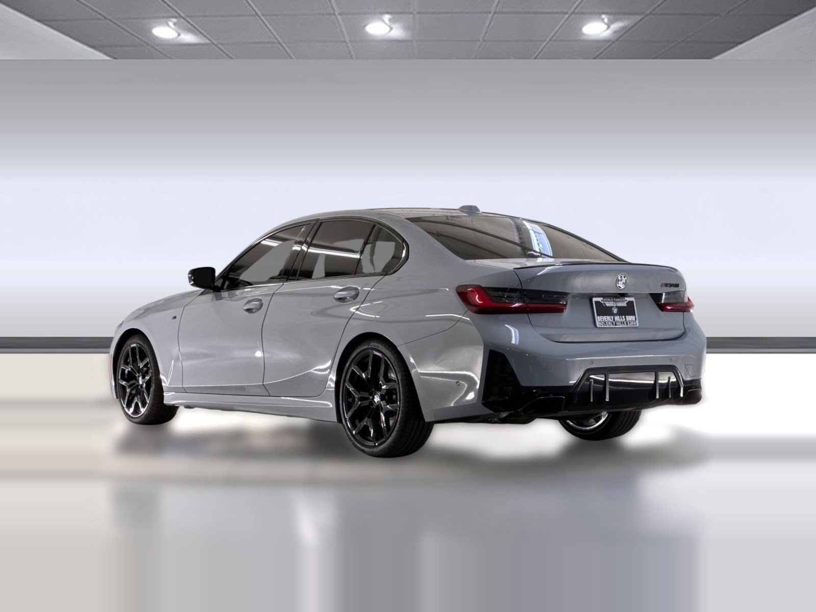 2025 BMW M340i photo 2