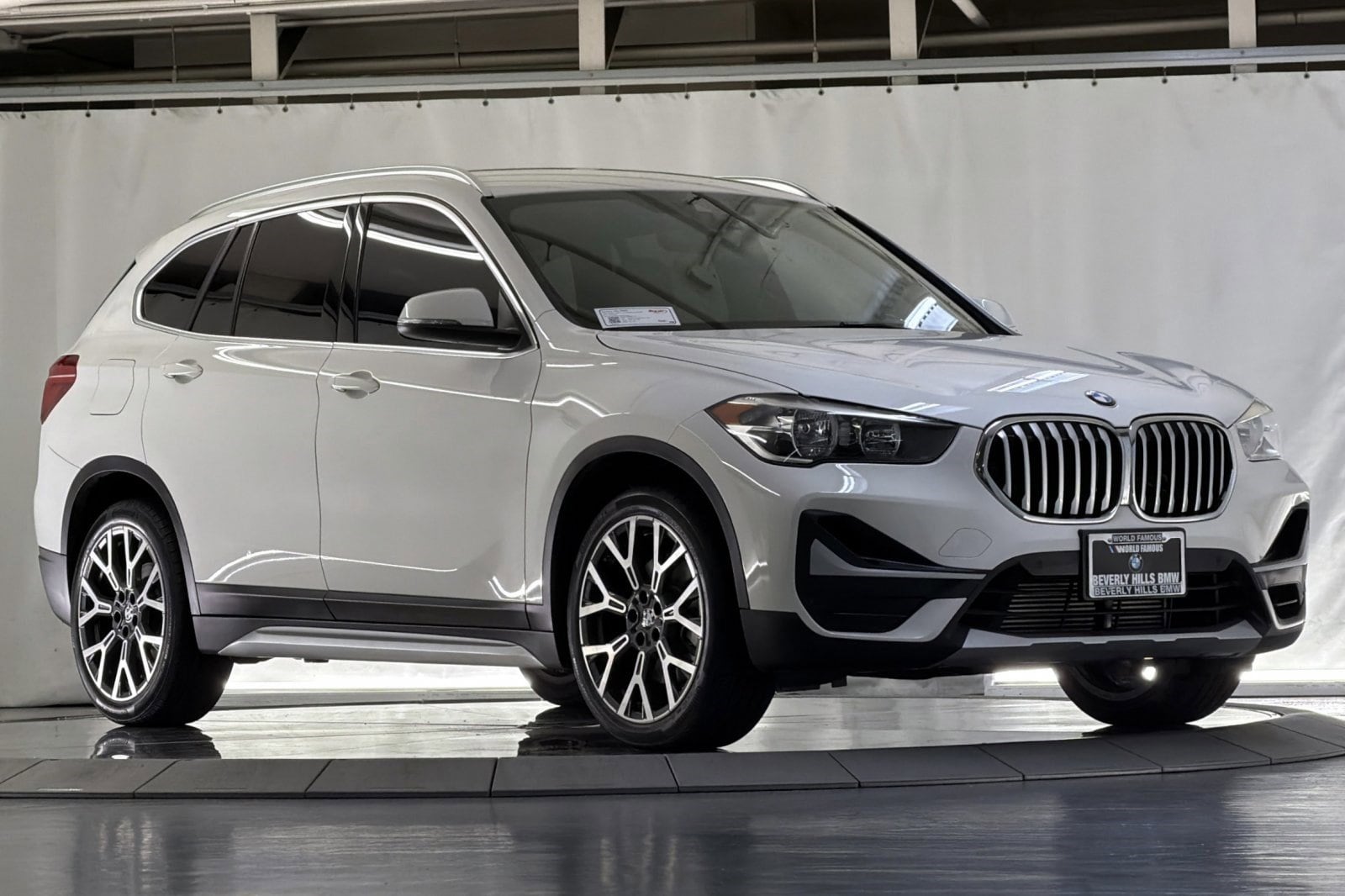2021 BMW X1 photo 5