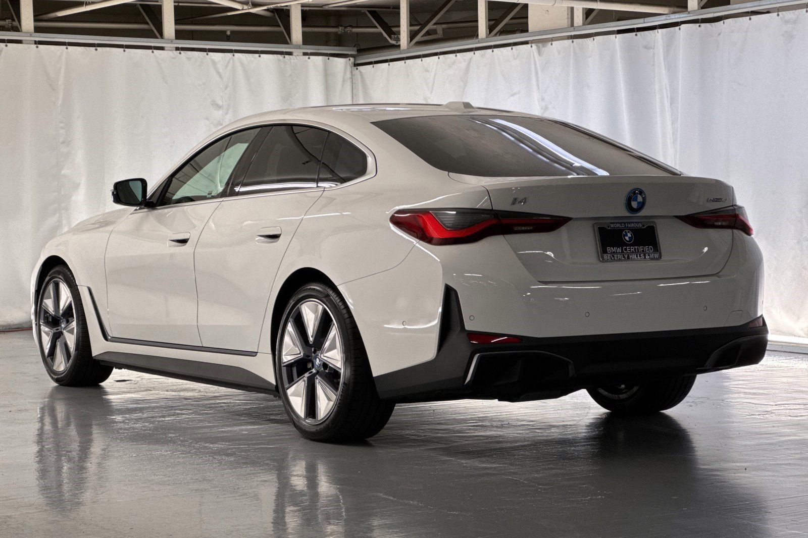 2024 Bmw i4 eDrive40 photo 3