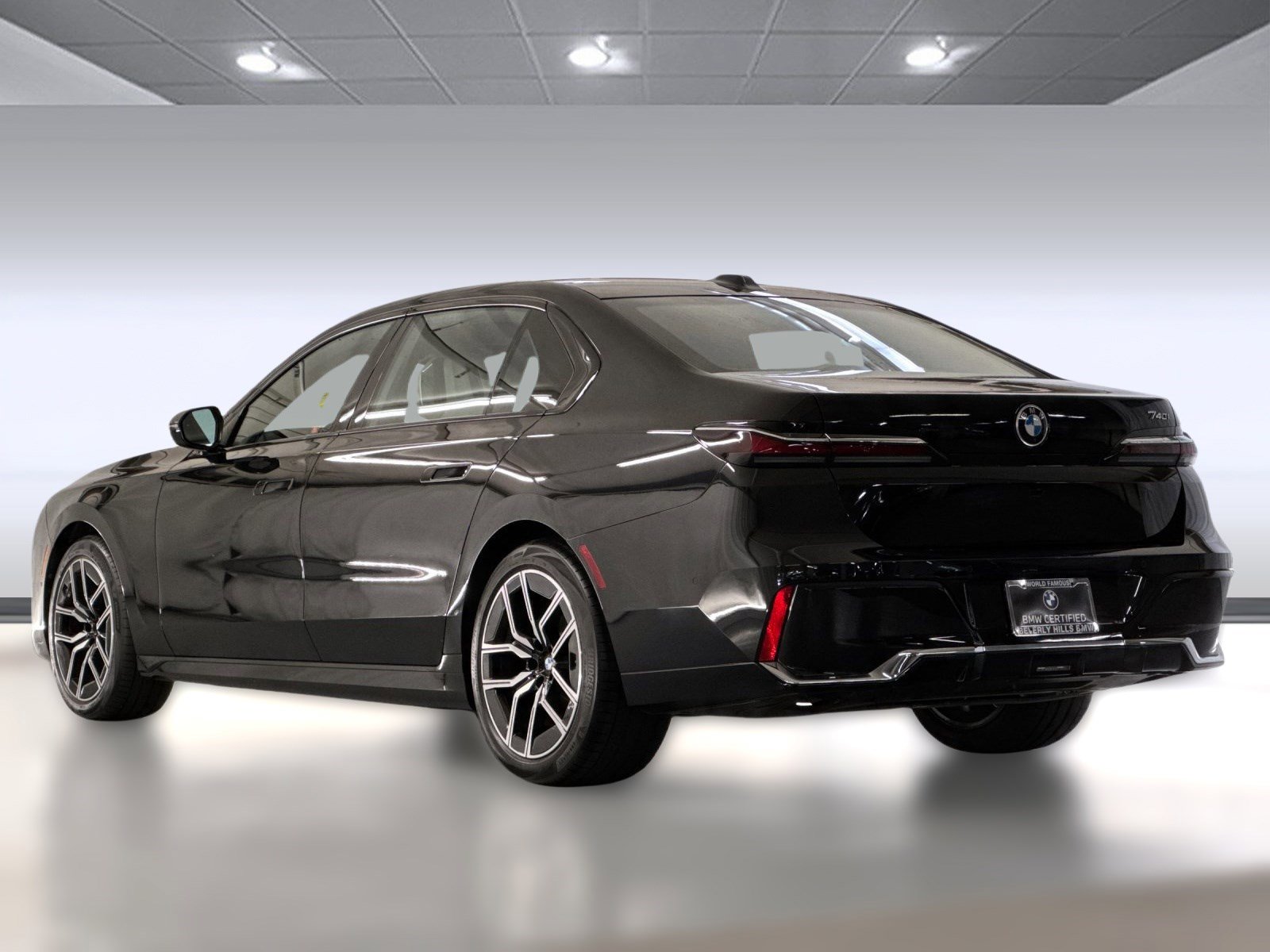 2023 Bmw 740i 7-series photo 3