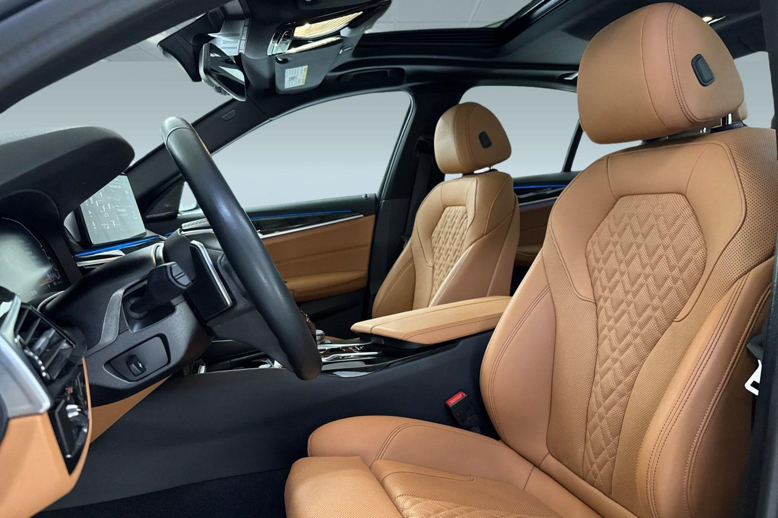 2023 BMW 530e photo 4