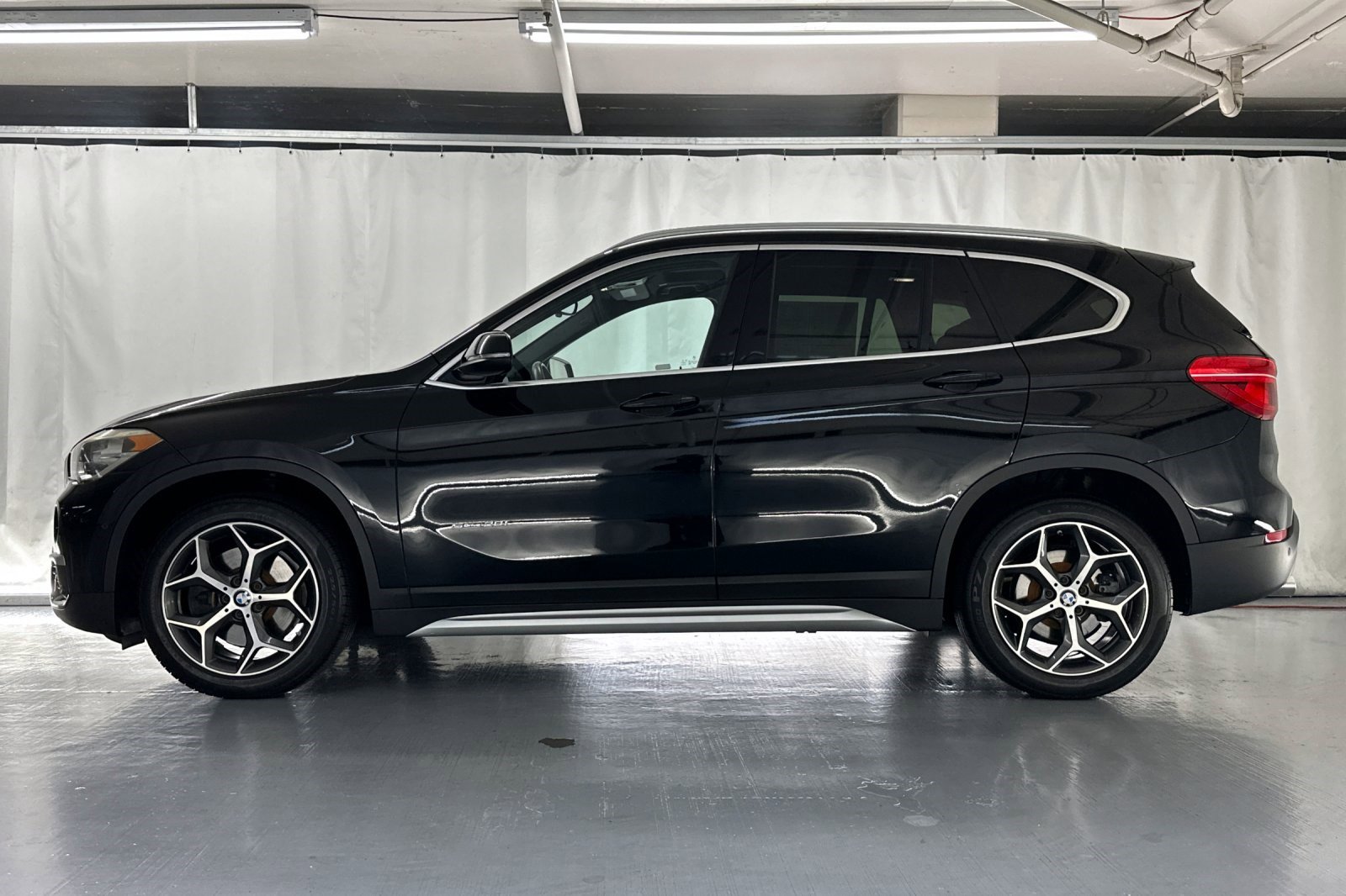 2018 Bmw X1 sDrive28i photo 2