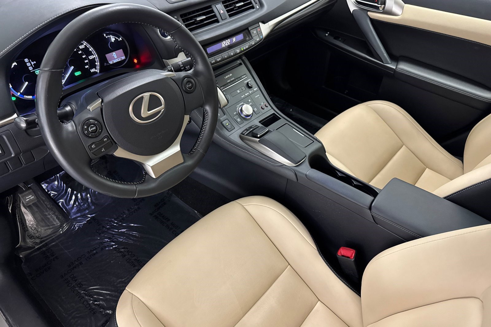 2015 Lexus CT 200h photo 4