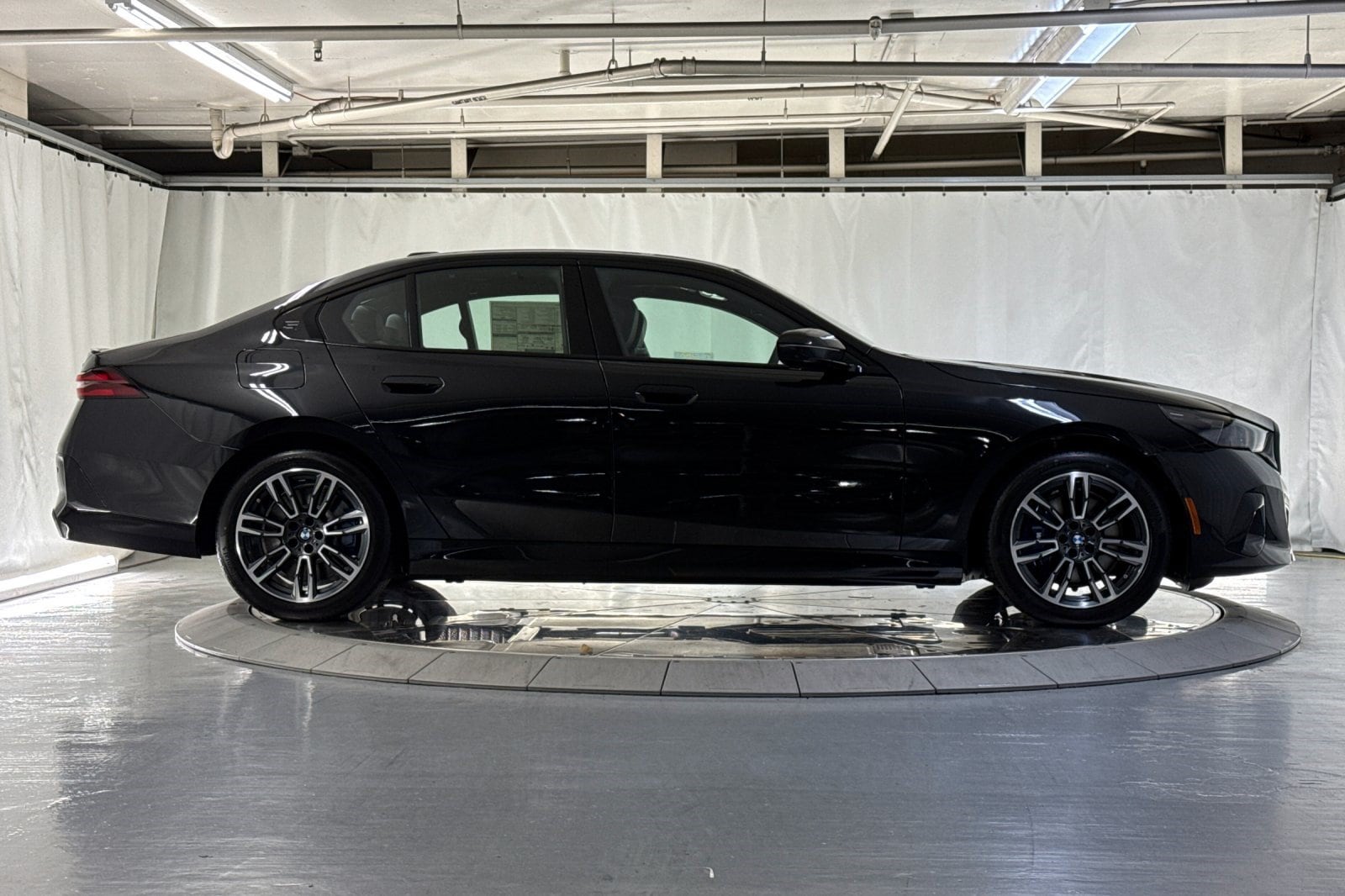 550e XDrive Sedan
