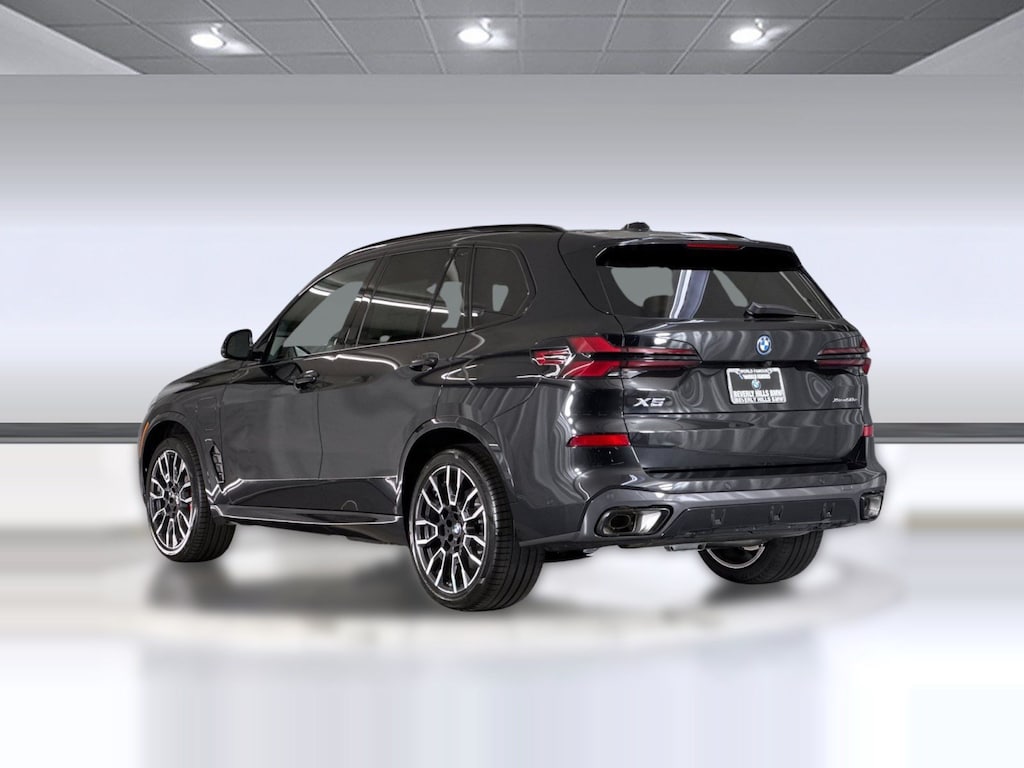 New 2026 BMW X5 PHEV xDrive50e SUV