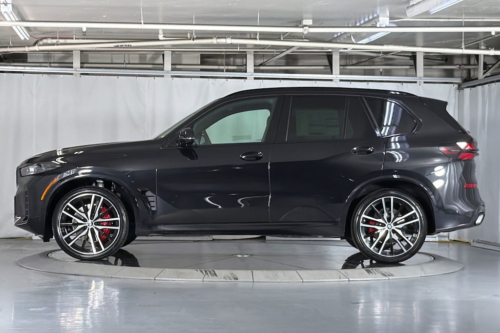 New 2026 BMW X5 sDrive40i SUV