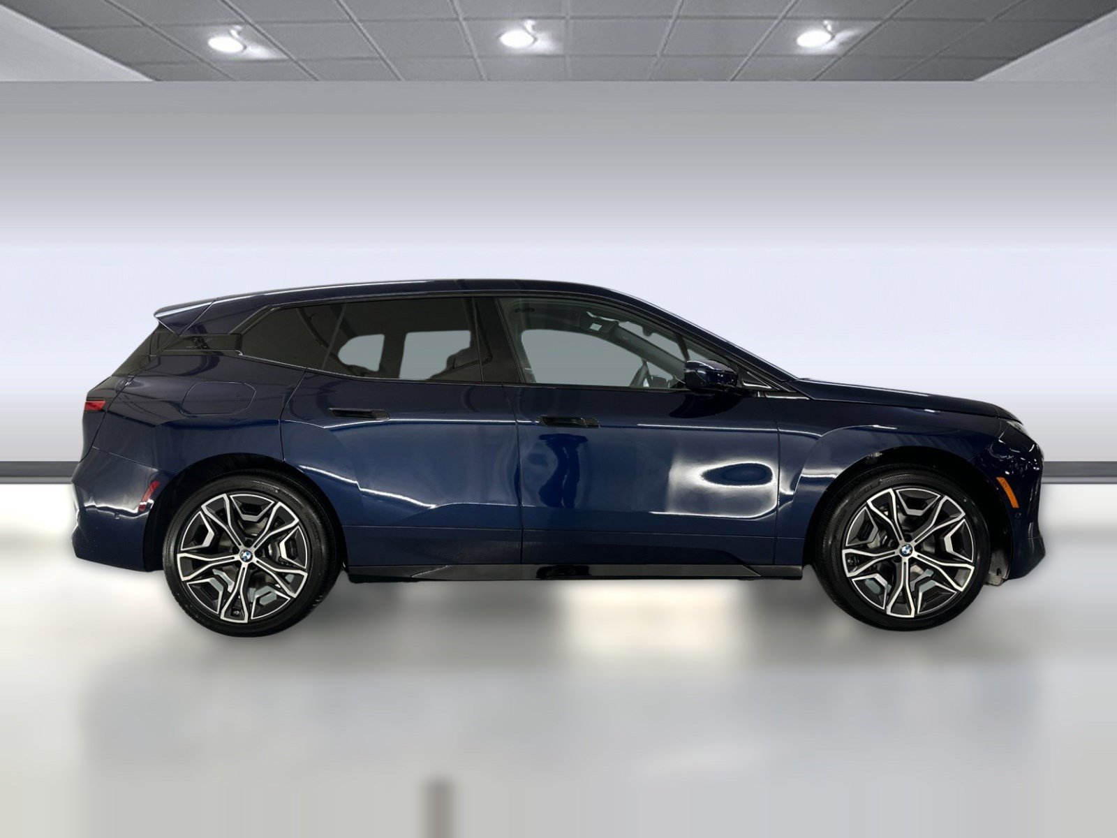 2026 BMW iX xDrive45 photo 6