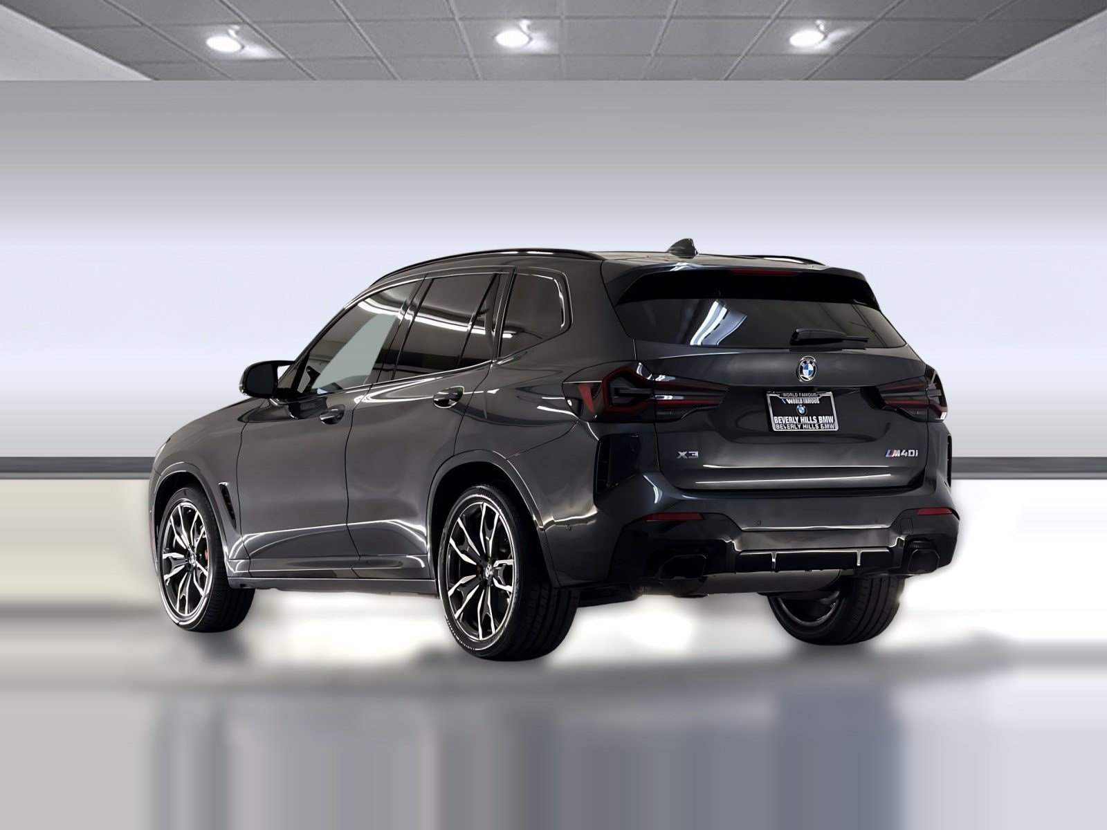 2023 BMW X3 photo 2