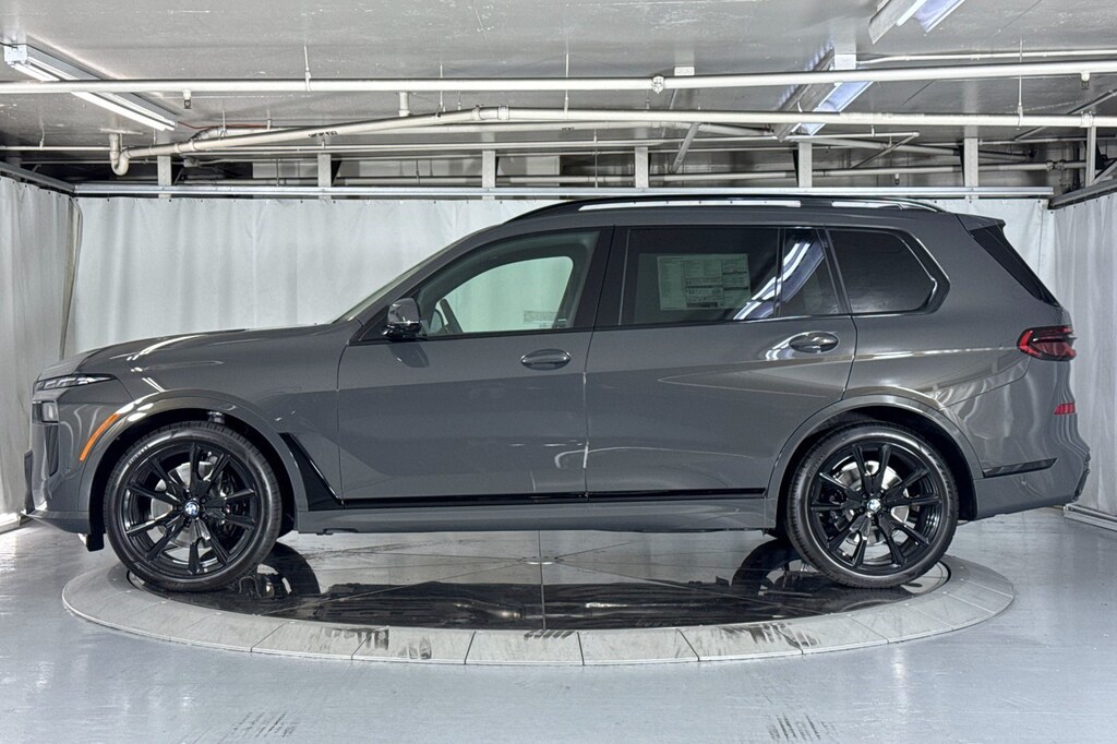 New 2027 BMW X7 xDrive40i SUV
