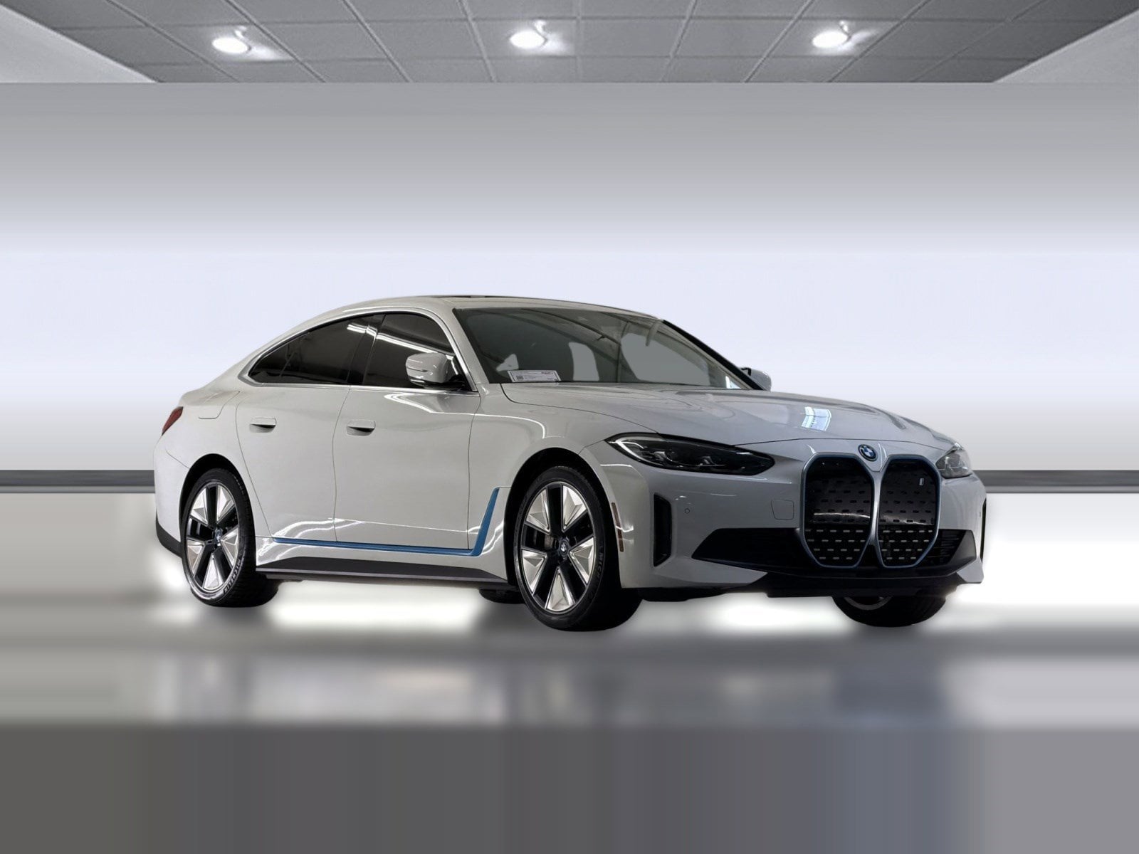 2023 BMW i4 photo 5