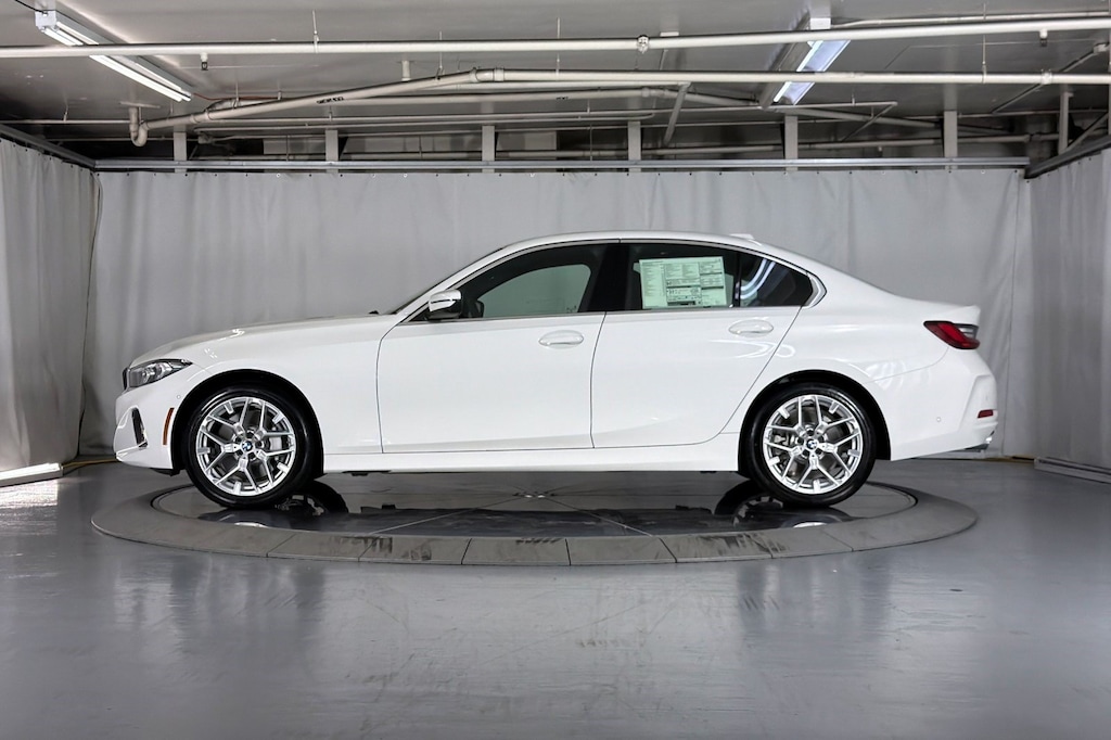 New 2026 BMW 330i Sedan