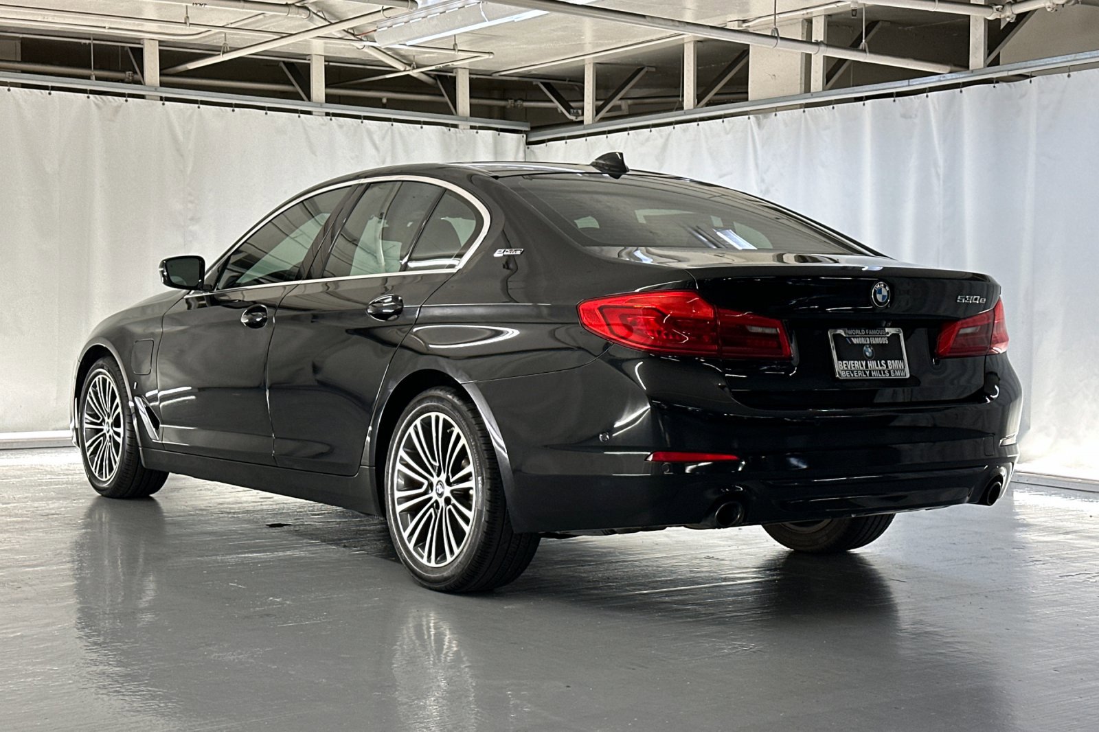2019 Bmw 530e Sedan photo 3