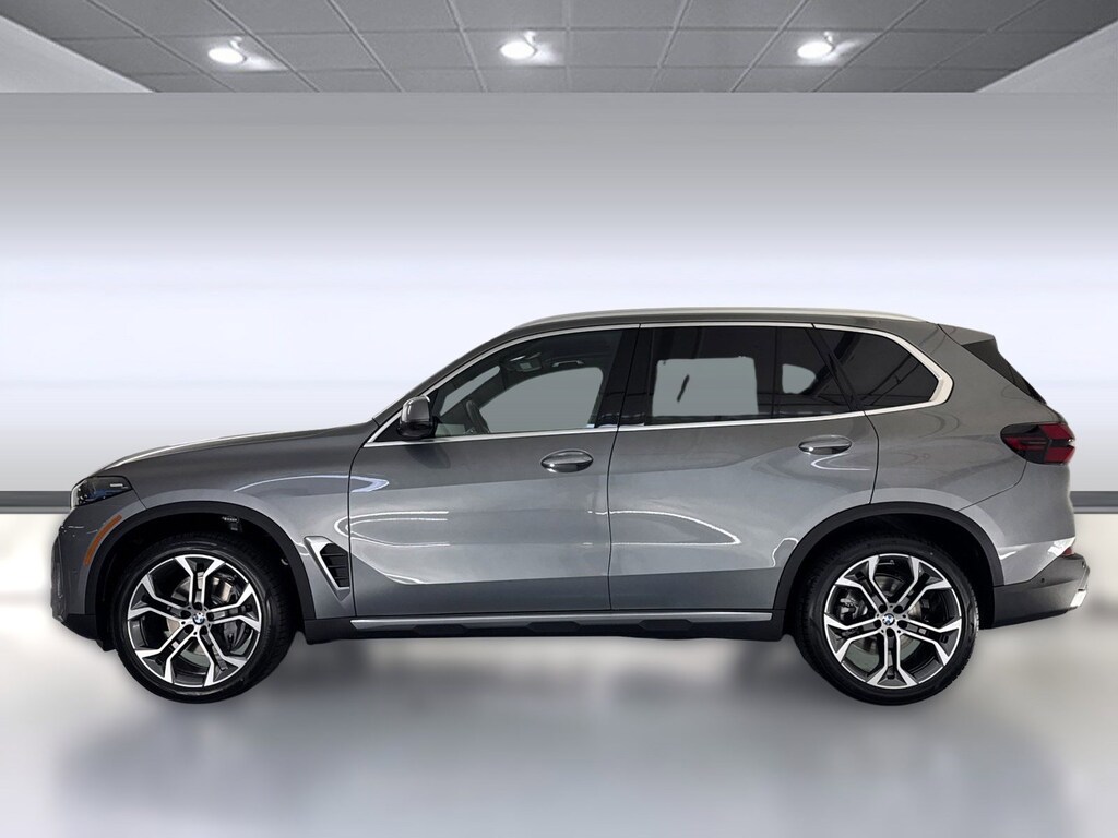 New 2026 BMW X5 sDrive40i SUV