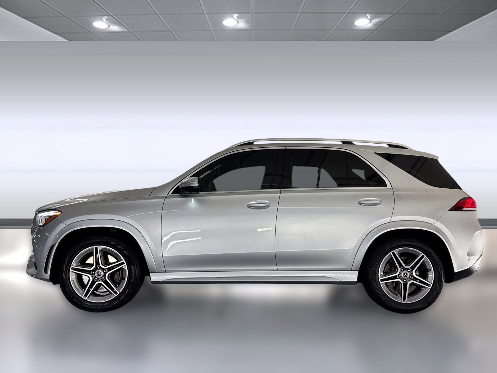 2020 Mercedes Benz GLE 450 photo 2