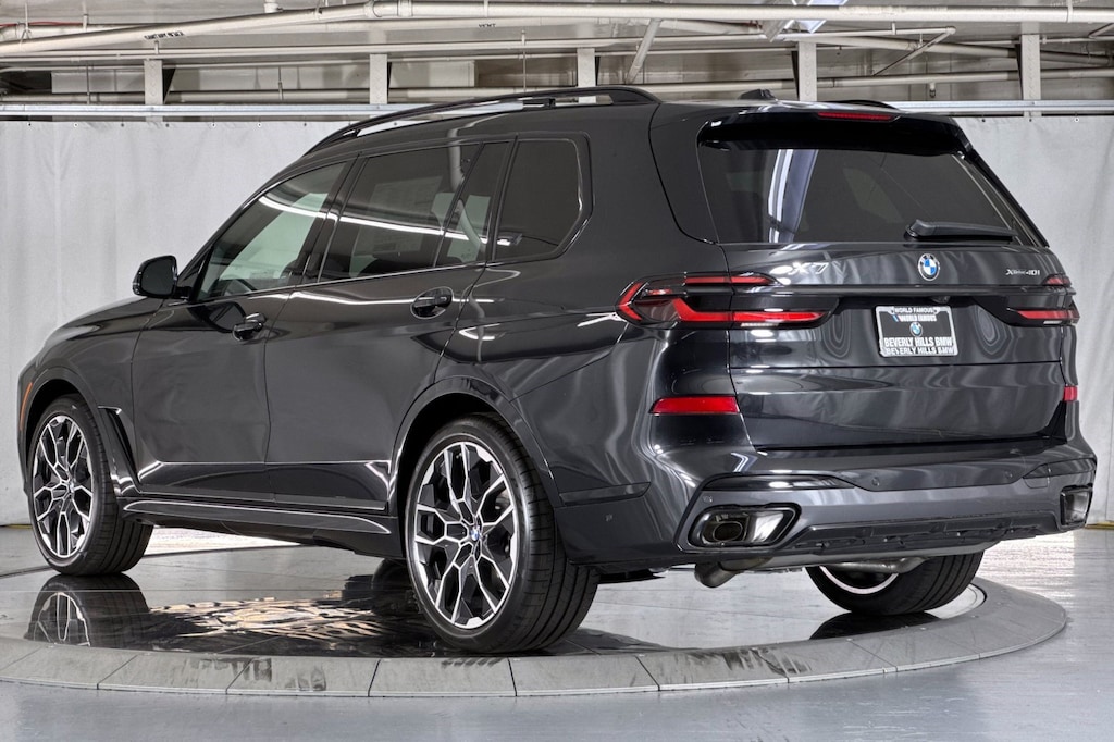 New 2027 BMW X7 xDrive40i SUV