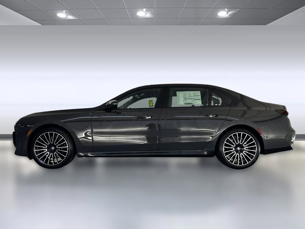 New 2026 BMW 740i Sedan