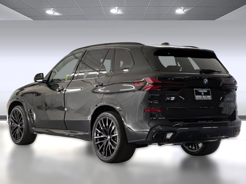 New 2026 BMW X5 sDrive40i SUV