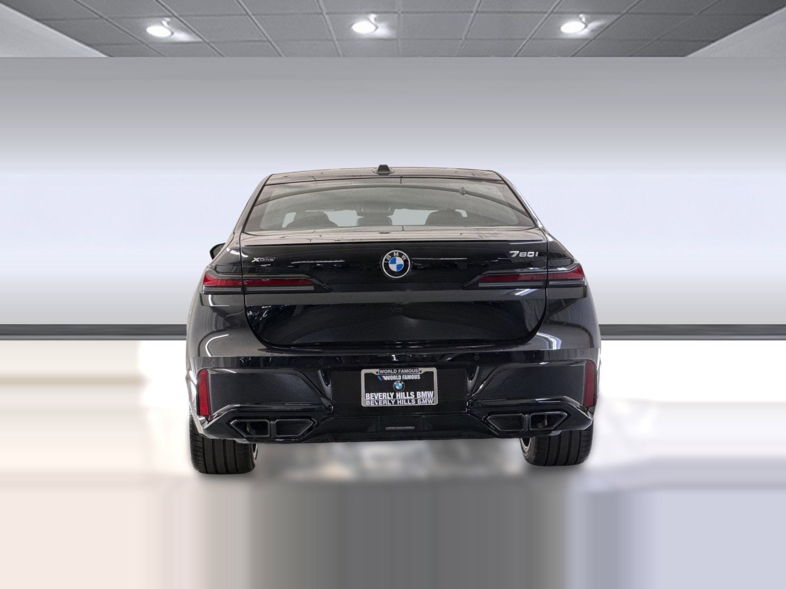 2025 BMW 7 Series 760i - Photo 10