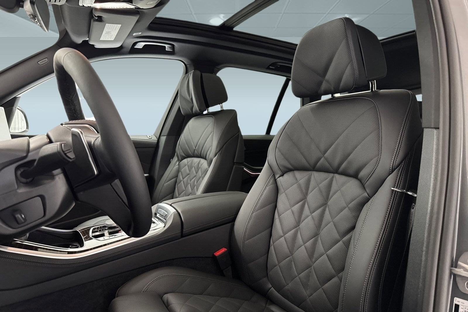 2026 BMW X5 xDrive40i photo 4