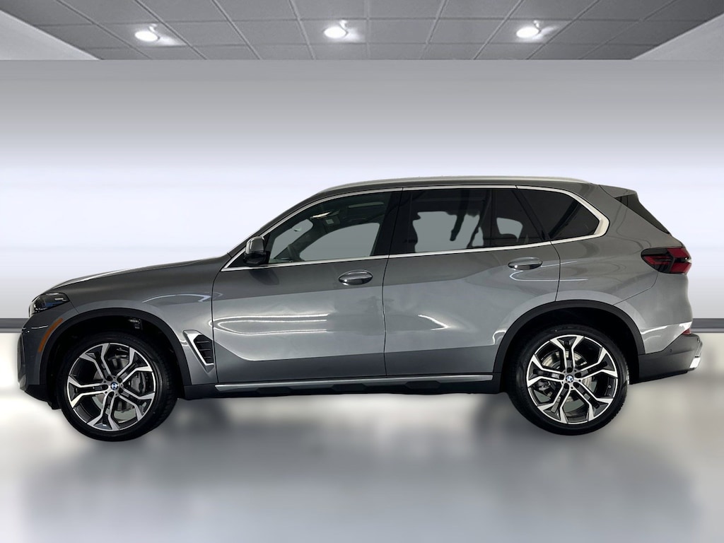 New 2026 BMW X5 sDrive40i SUV