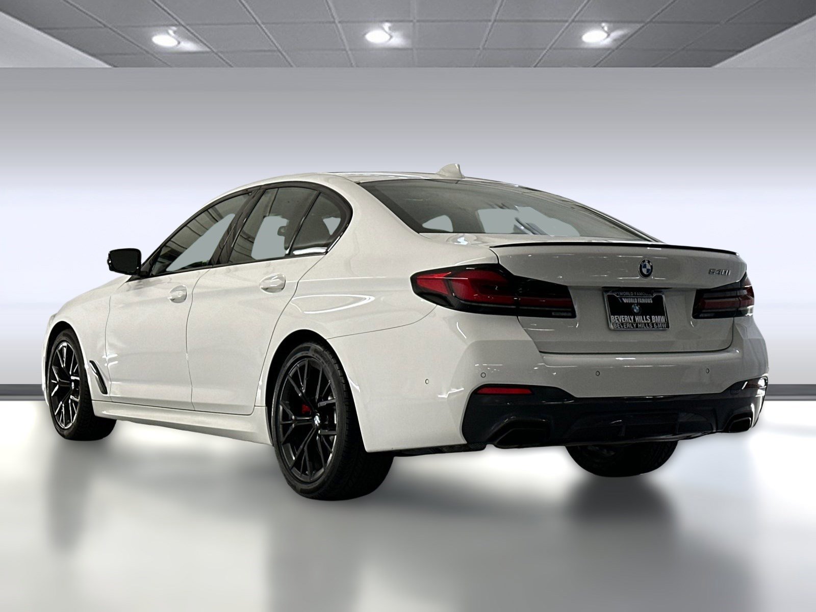 2023 Bmw 540i Sedan photo 3