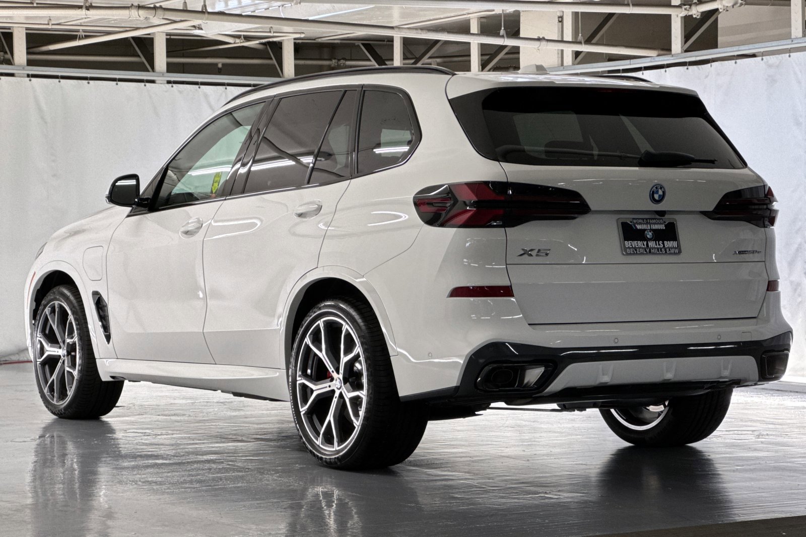 2026 Bmw X5 xDrive50e photo 3