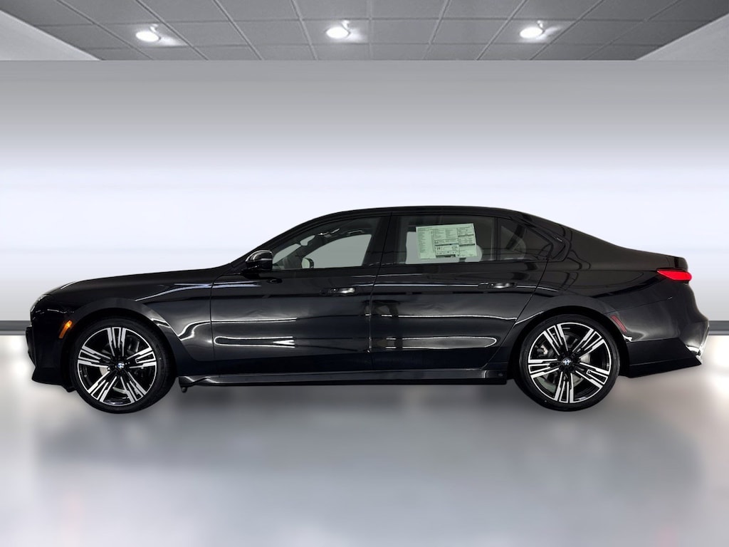 New 2026 BMW 740i Sedan