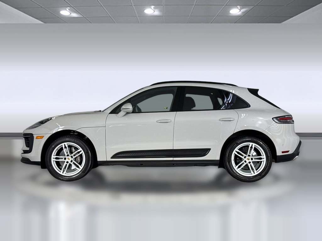 Used 2023 Porsche Macan Macan (AWD) SUV