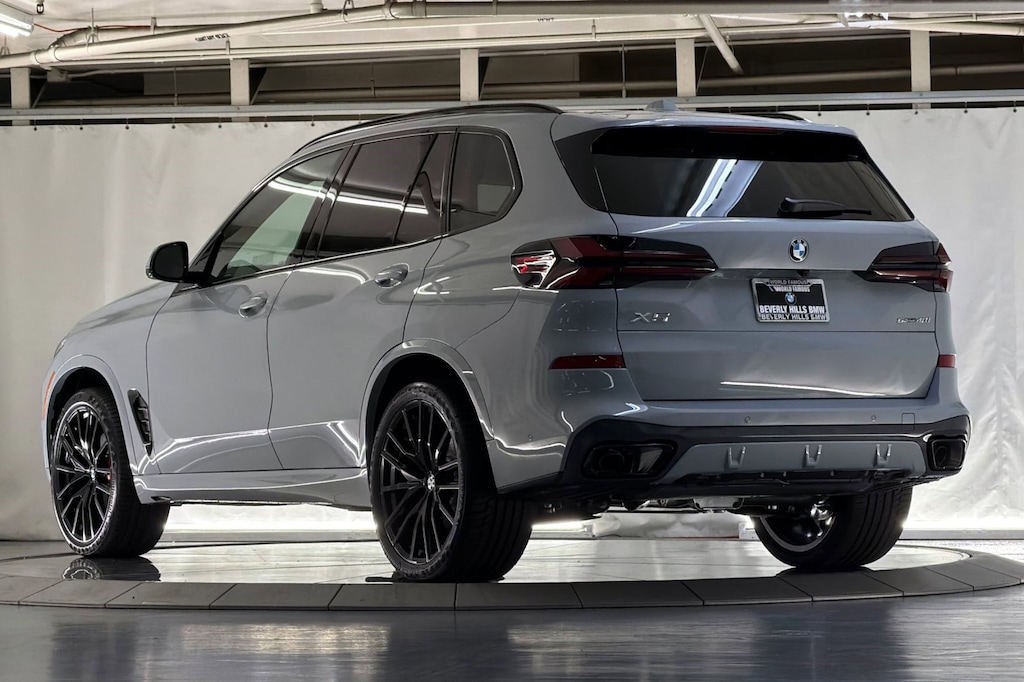 New 2026 BMW X5 sDrive40i SUV