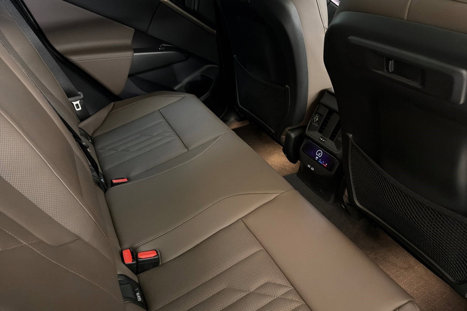 2025 BMW X3 30 - Photo 29