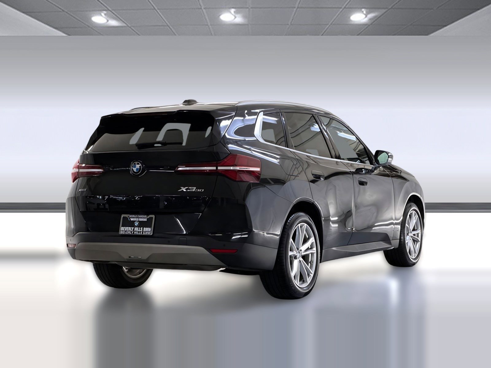 2025 BMW X3 30 xDrive photo 3