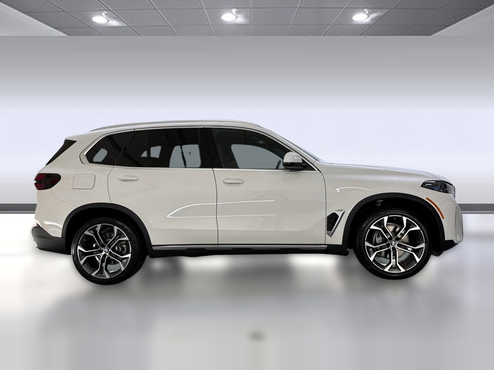 2026 BMW X5 sDrive40i photo 3