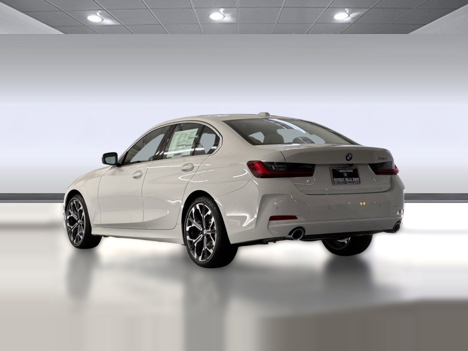 2026 BMW 330i photo 2