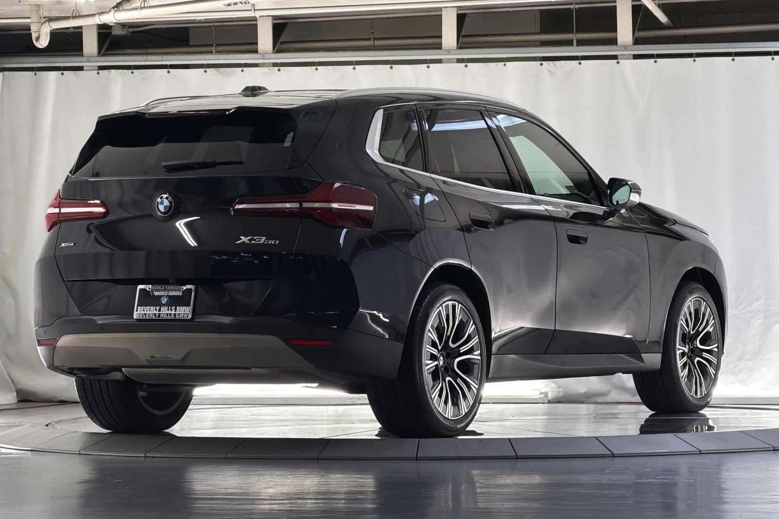 2025 BMW X3 30 - Photo 8