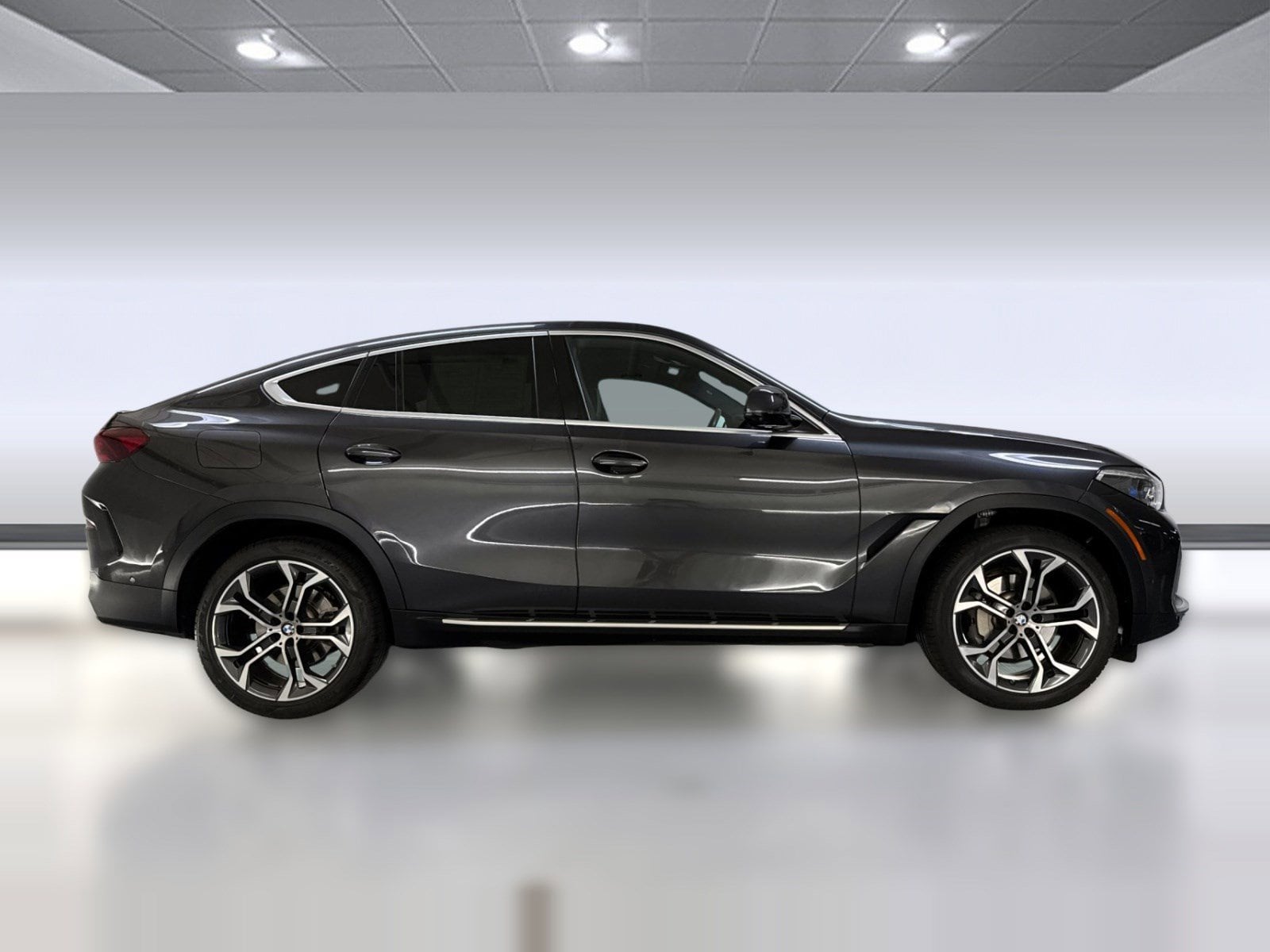 2021 BMW X6 photo 6