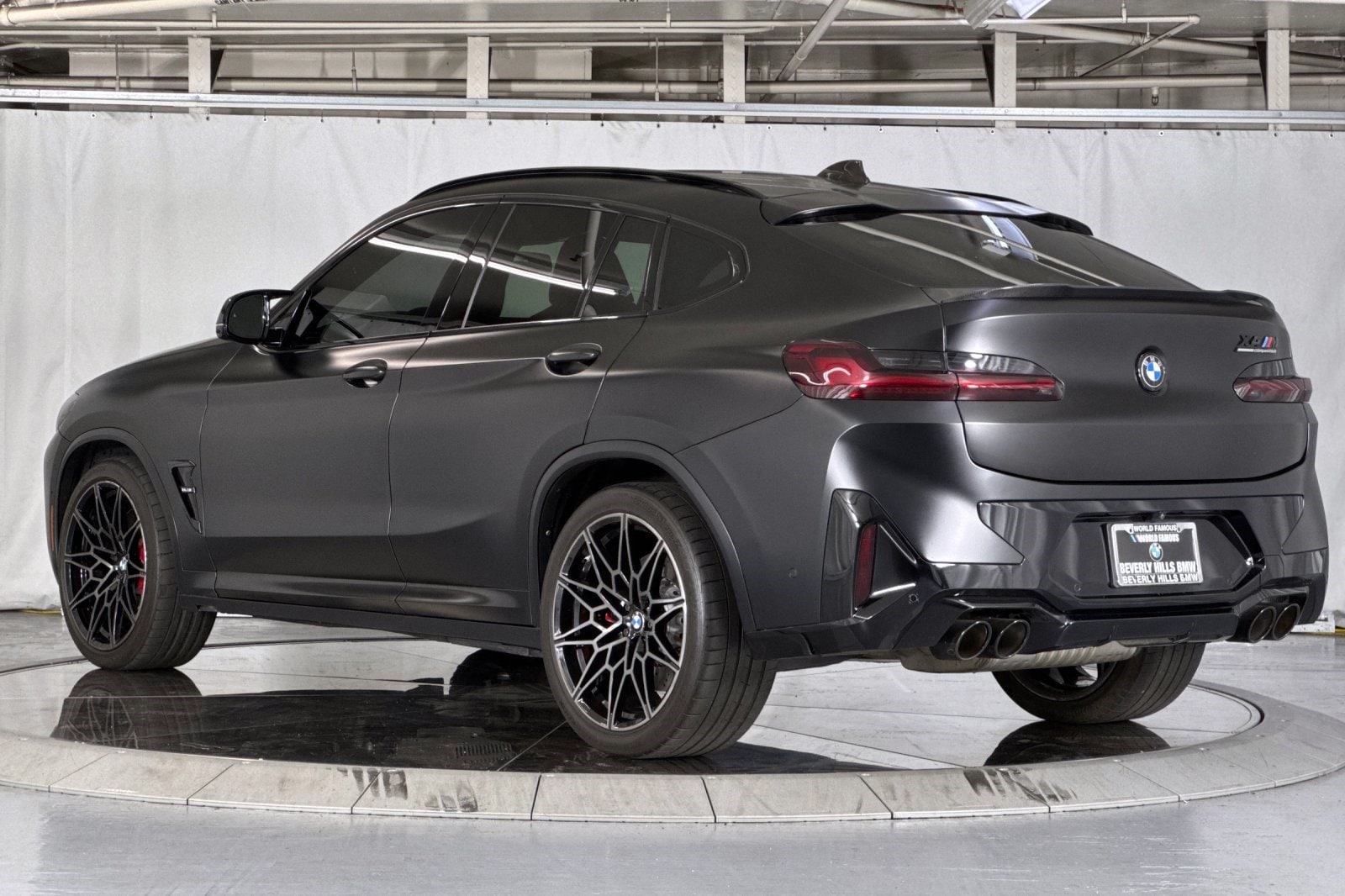X4 M SUV