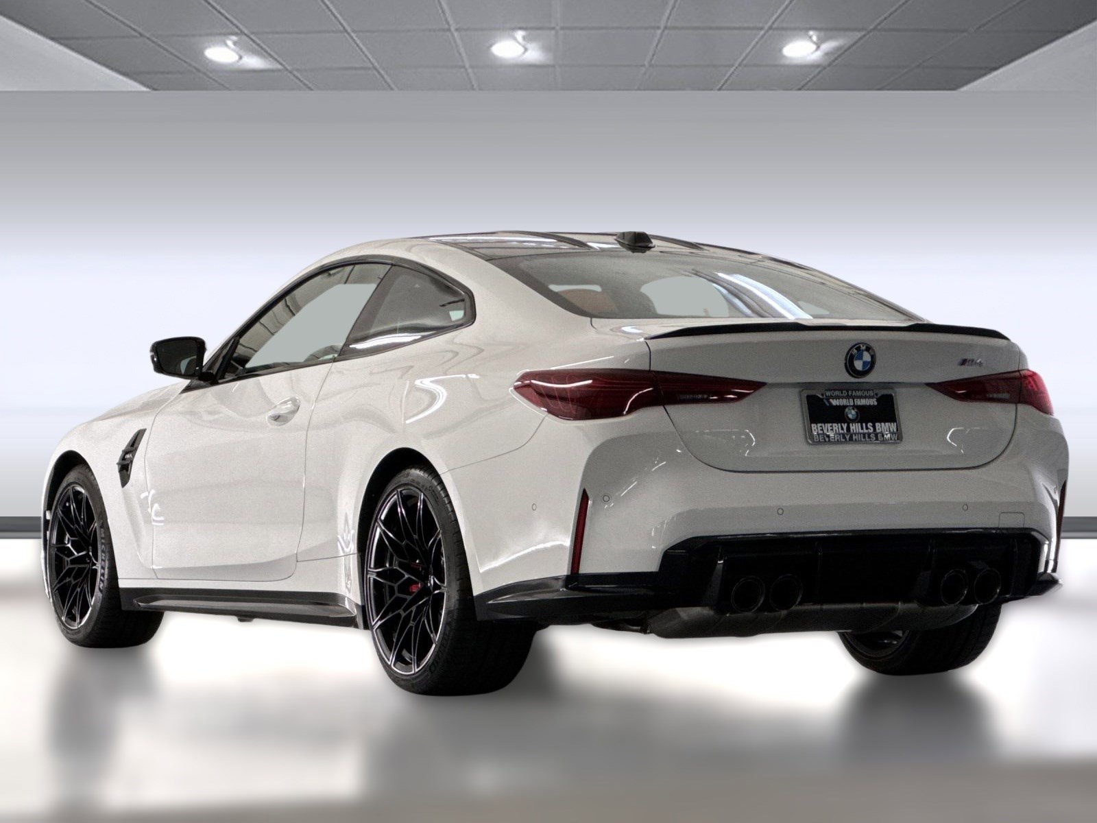 2026 Bmw M4 Coupe photo 3