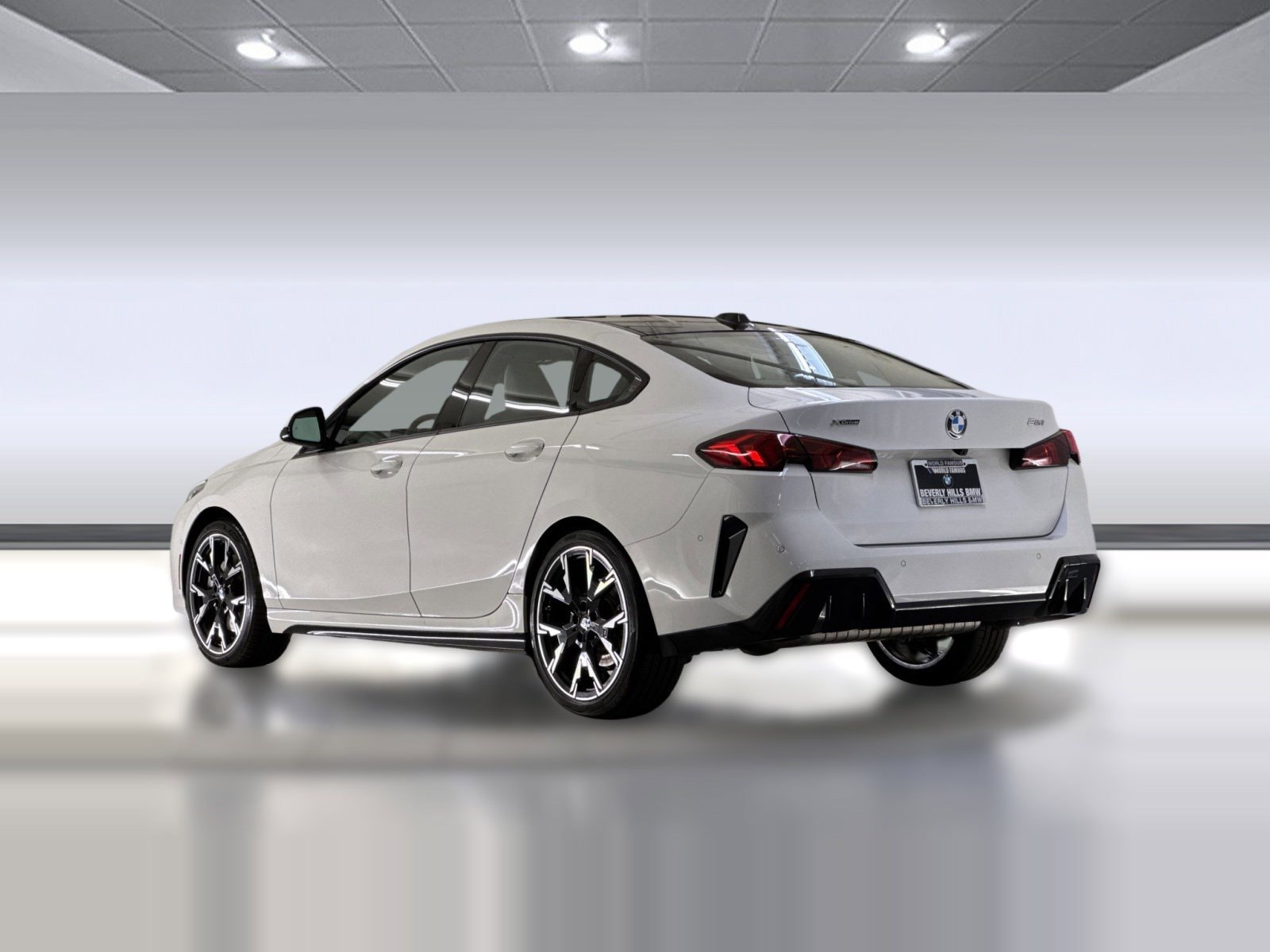 2025 BMW 228i xDrive photo 2