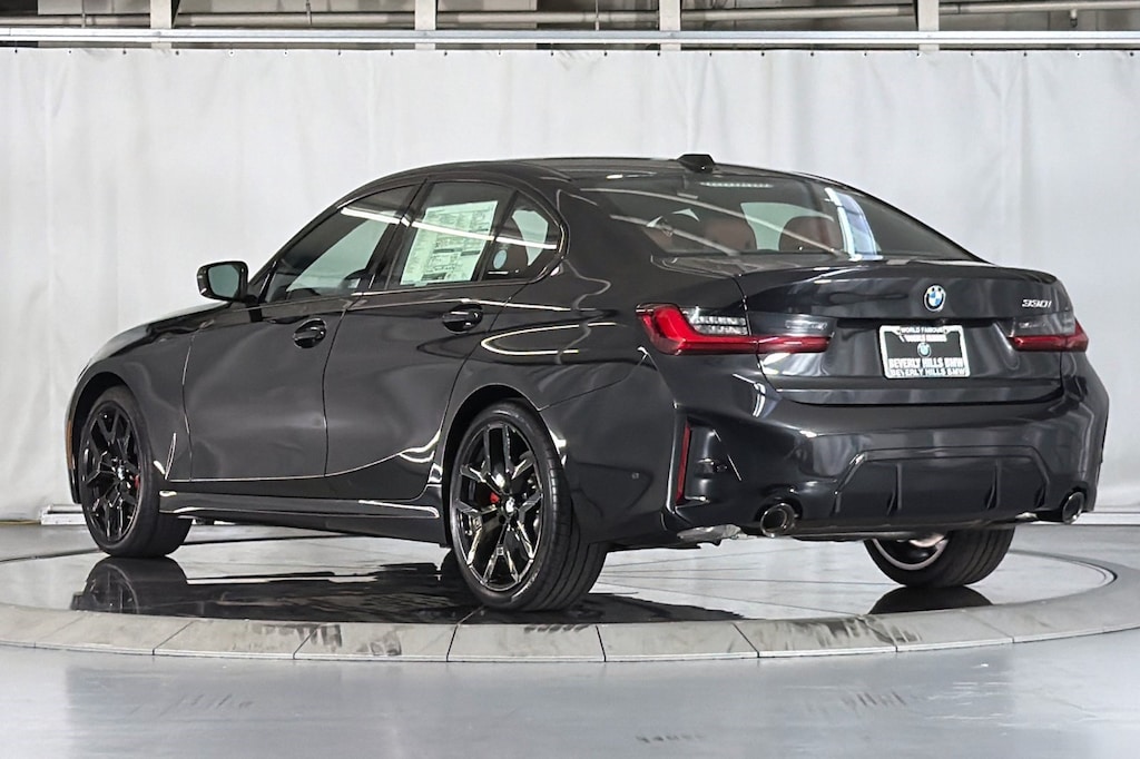 New 2026 BMW 330i Sedan