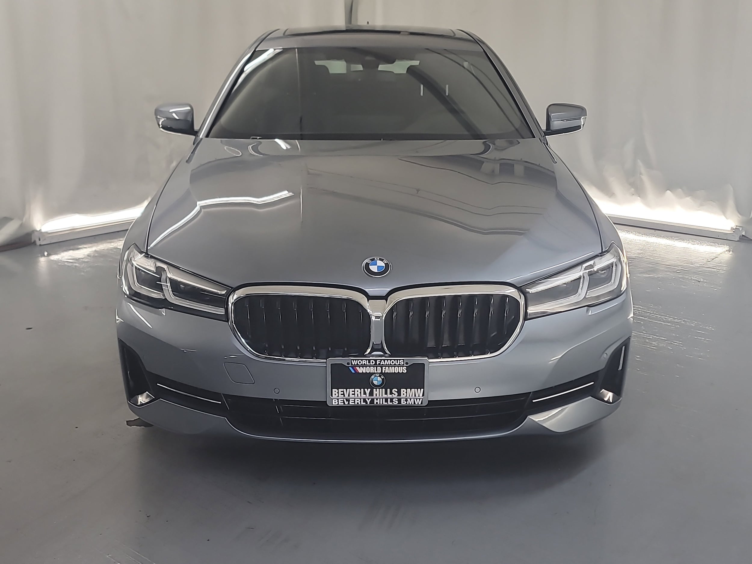 Used 2022 BMW 5 Series 530i with VIN WBA53BH0XNWX82726 for sale in Los Angeles, CA
