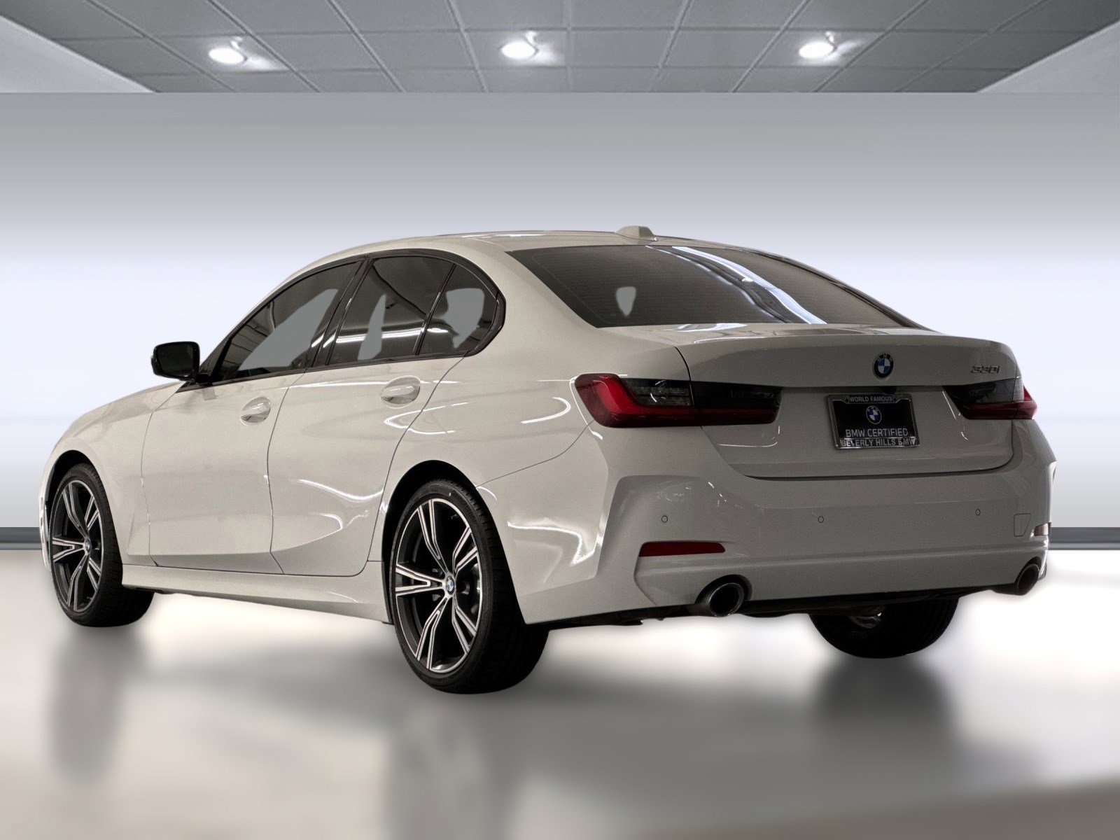2023 Bmw 330i photo 3