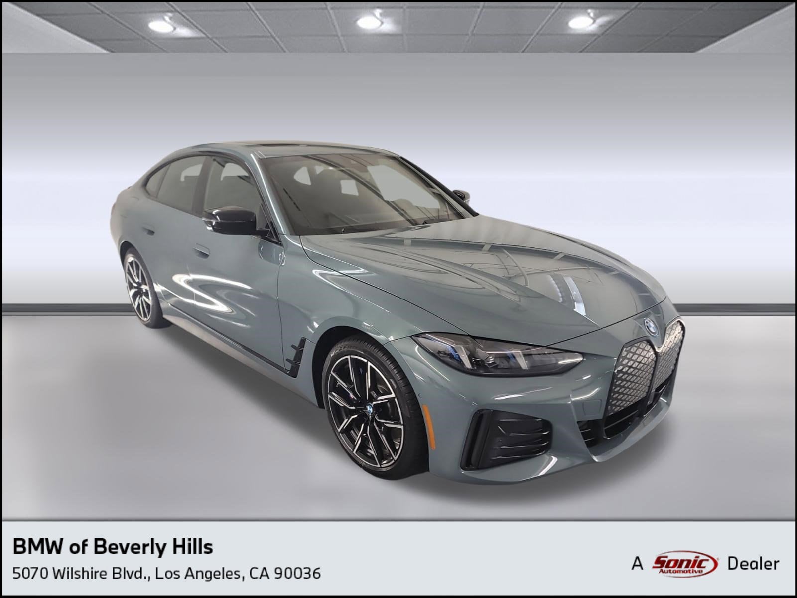 2025 BMW i4 40's photo