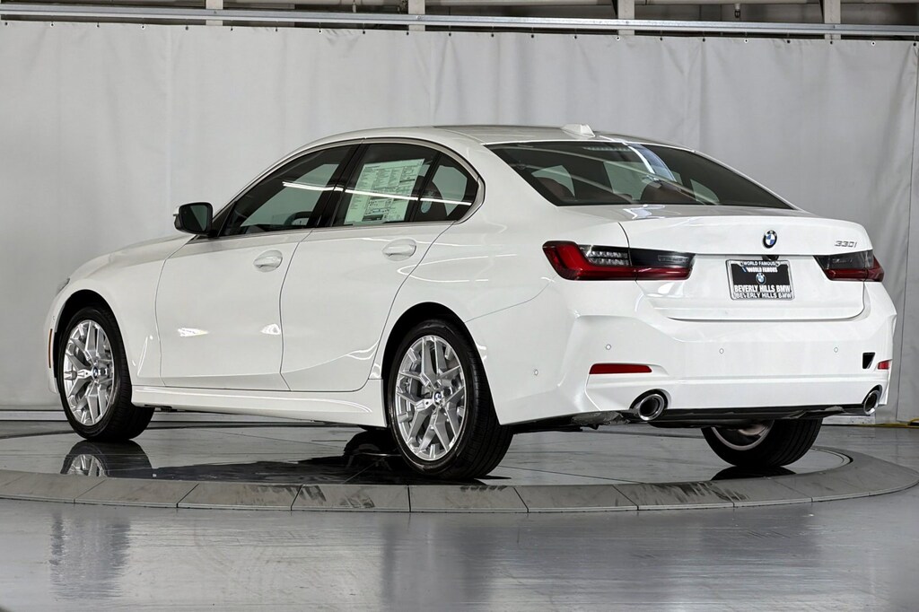 New 2026 BMW 330i Sedan