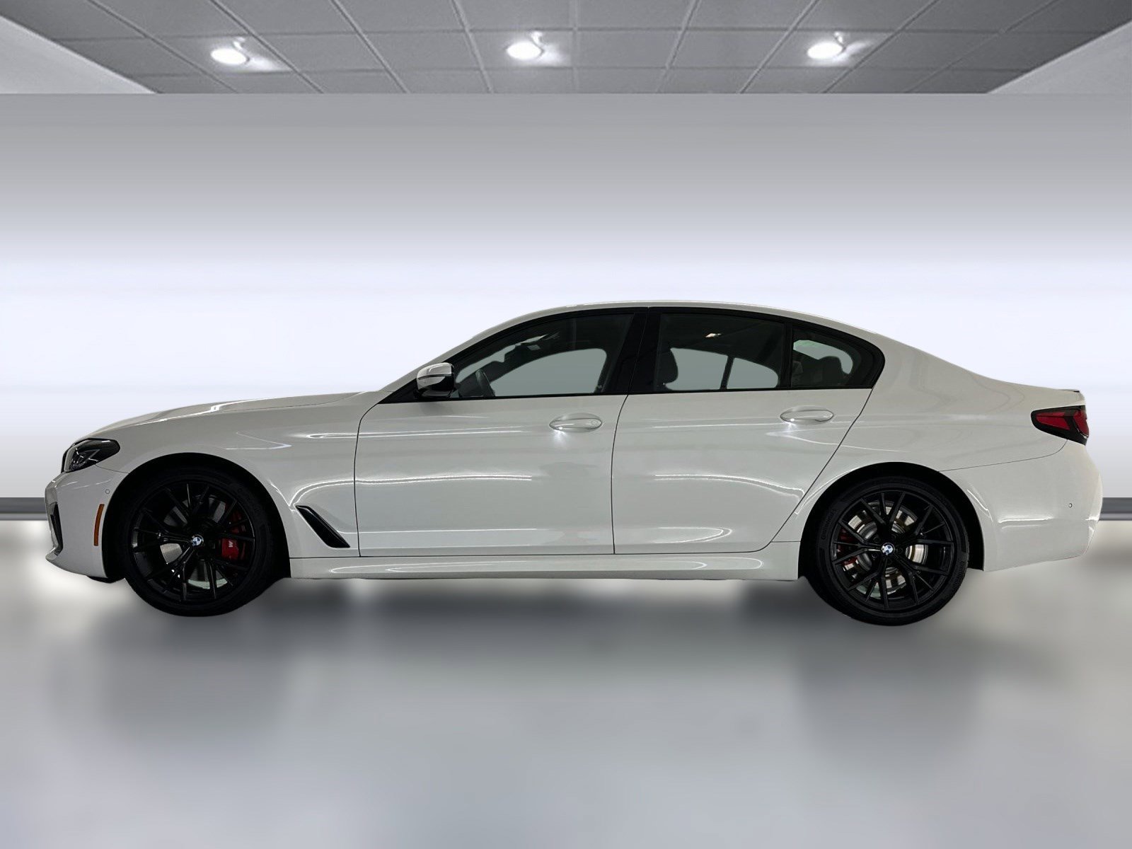 2023 Bmw 540i Sedan photo 2