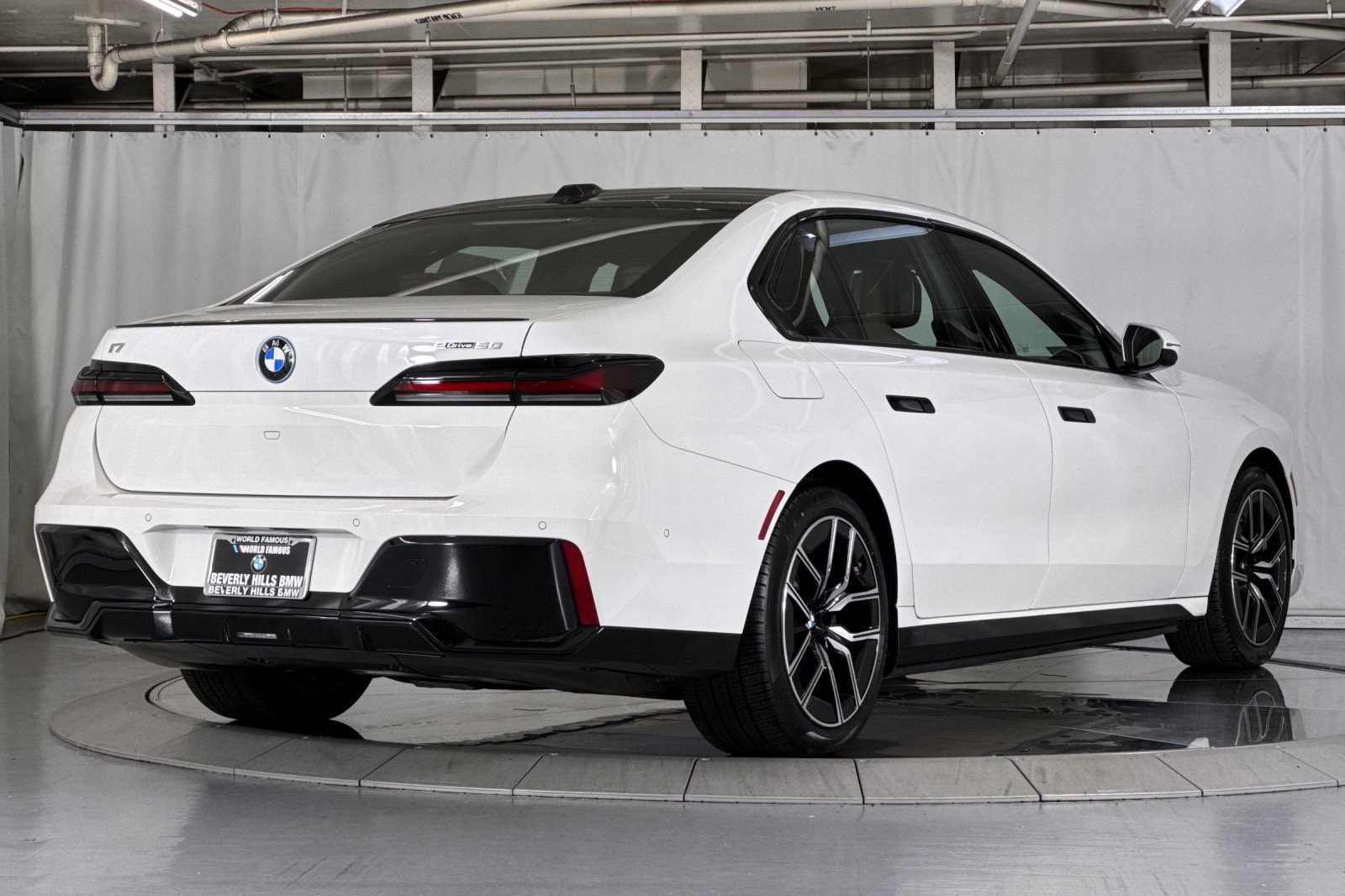 I7 EDrive50 Sedan