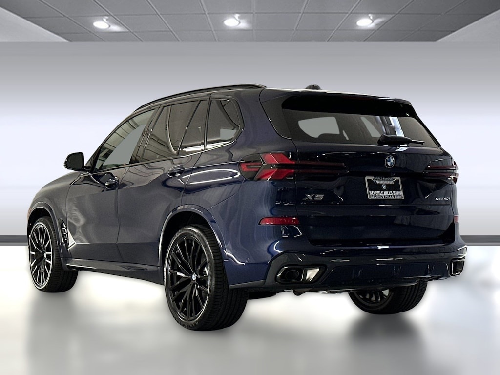 New 2026 BMW X5 sDrive40i SUV